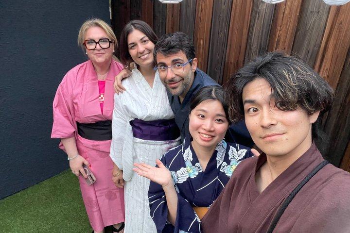 100% Private Tea Ceremony,Calligraphy and Kimono in Kyoto