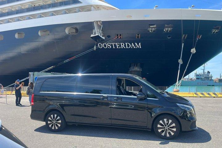 Rome Fiumicino Airport Transfer in Luxury Private Transportation