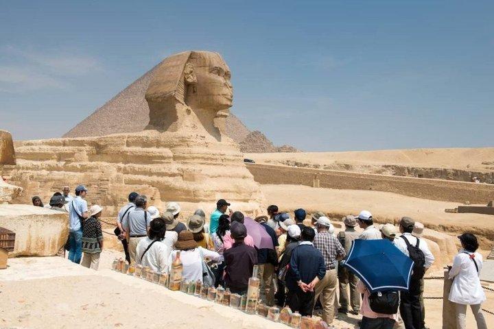 Discover Cairo: Pyramids Of Giza And The Sphinx