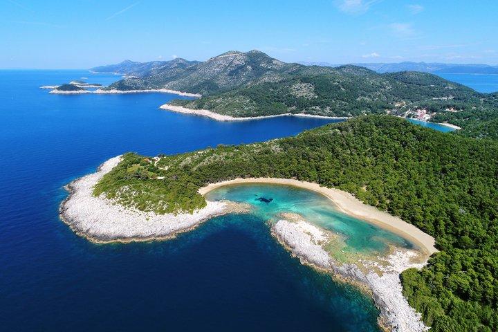 Private Full-Day Tour to Mljet by Speedboat