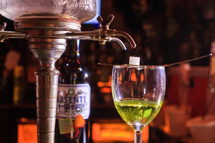 New Orleans Cooking Class and Cocktail Walking Tour