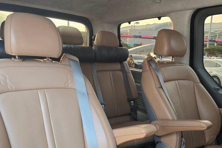 Private Airport Transfer - Incheon Airport ⇔ Seoul (Up to 7 or 11 people)