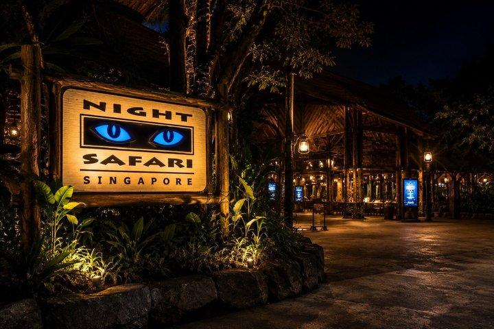 Singapore Night Safari with Tram Ride and Hotel Transfers