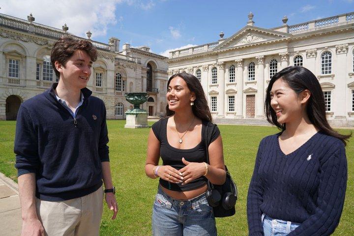 Cambridge Walking and Punting Shared Combined Tour