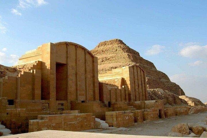 VIP Private Tour Giza Pyramids Saqqara Memphis All Inclusive
