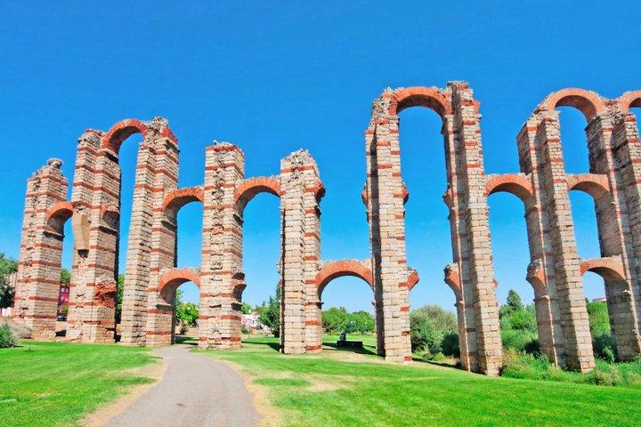 2-Day Merida & Sevilla from Madrid by Bus and High Speed Train