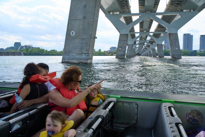 Panorama Sightseeing Tour Of The Historic Lachine Rapids