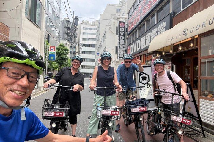 Explore Tokyo’s Must-See Spots by E-Bike – Small Group 3h Tour