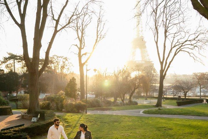 Night Photoshoot in Paris