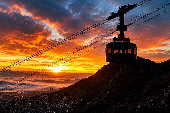 Table Mountain Hike via India Venster at Sunrise