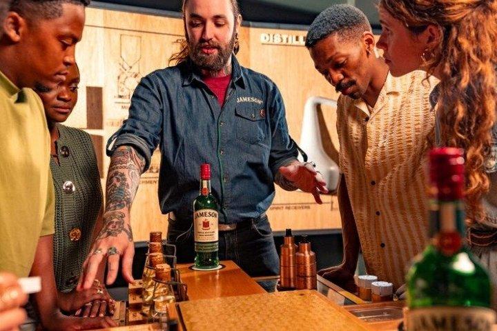 Dublin Jameson Distillery Guided Tour and Tasting in German