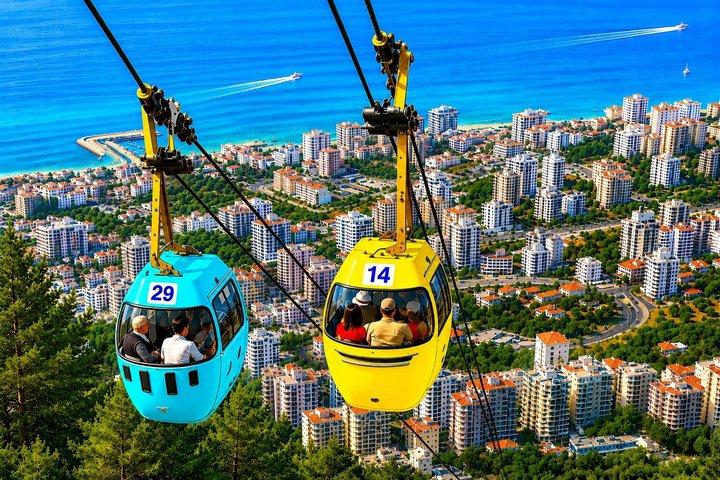 Small Group Tour: Jeita Grotto, Harissa, Byblos with Hotel Pickup
