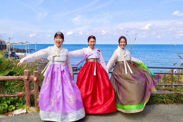 [Jeju] Premium Hanbok Cultural Experience with Hair Styling