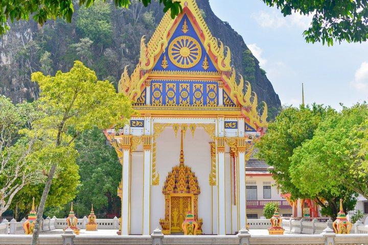 Phang Nga Bay and James Bond Island Longtail Boat Tour from Krabi