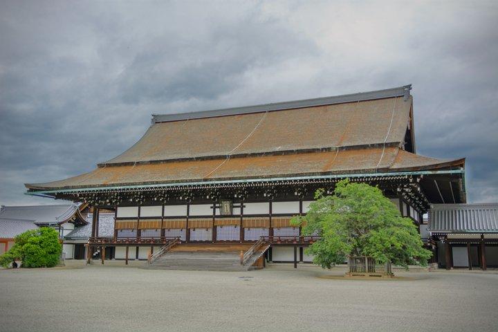 Private Nijo Castle & Imperial Palace Tour — Kyoto