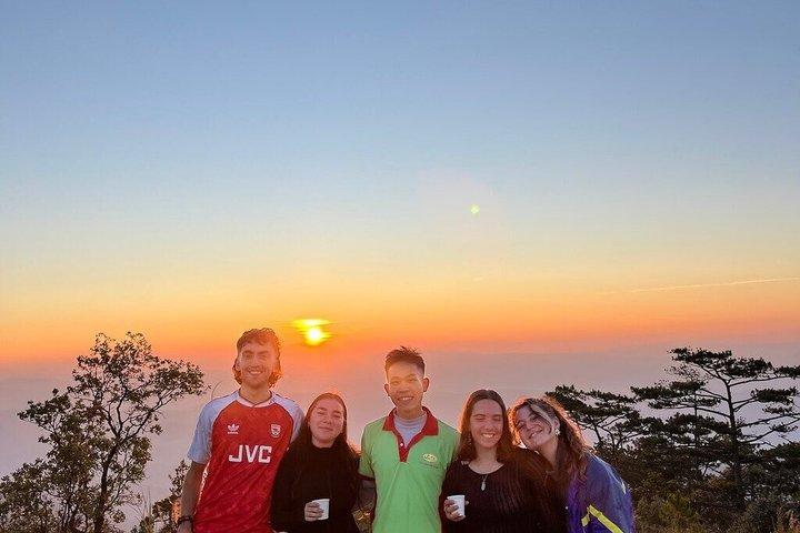 Da Lat Sunrise Trekking and Cloud Hunting Tour at Hon Bo Peak