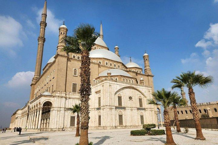 Islamic Cairo: Saladin Citadel & other Mosques Private Day Tour