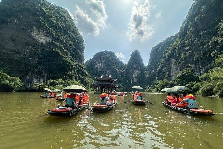 Mua Cave – Trang An – Hoa Lu With Small Group Of 9