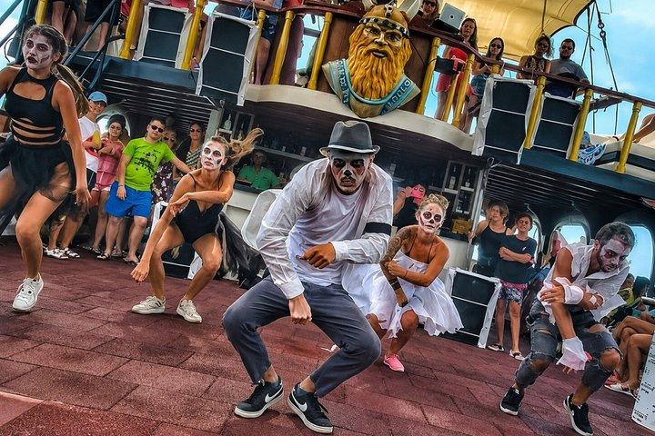 Big Kral Pirate Boat Tour With Free Drinks, Alcohol and Transfer