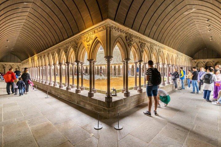 Mont Saint Michel Day Trip from Paris with English Speaking Guide