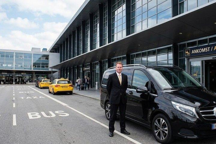 Denmark Copenhagen Airport to City Center Private Transfer