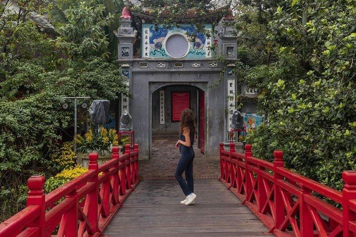 Hanoi City Tour Full Day Ho Chi Minh Mausoleum and Train Street