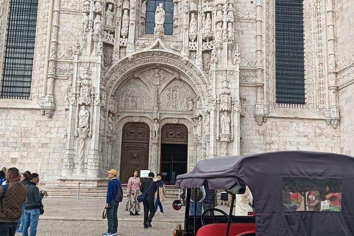 Private Chiado & Baixa Tuk Tuk Tour: Lisbon Center