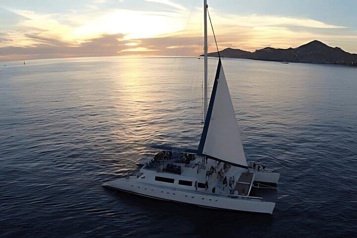 Los Cabos Sunset Cruise with Landmark Views and Guide