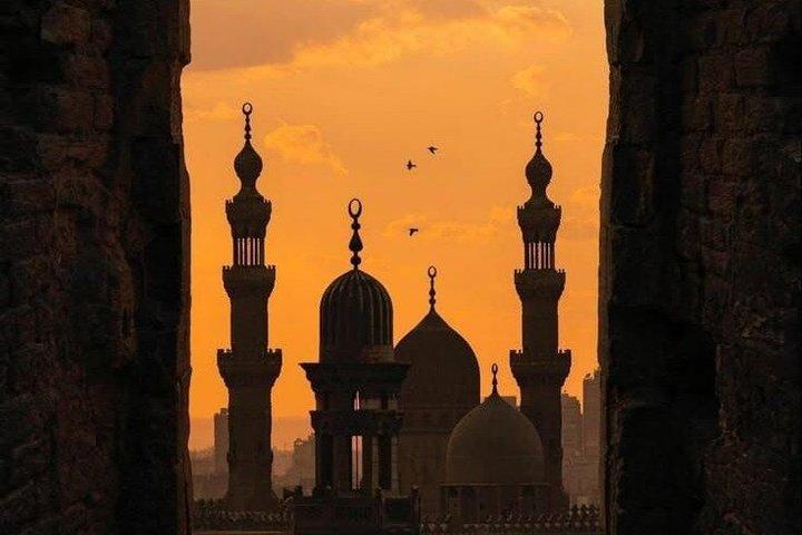 Walking Tour to Old Islamic Cairo the Cidatel & Alabaster Mosque