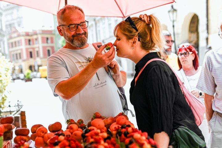 Prague: Velvet Revolution Food Tour and History of Socialism