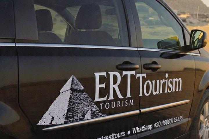 Private Cairo Pyramids, Sphinx, Saqqara & Memphis Full Day Tour