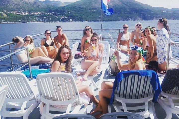 Dubrovnik Elaphiti All-Inclusive Cruise Lunch Drinks & Swim