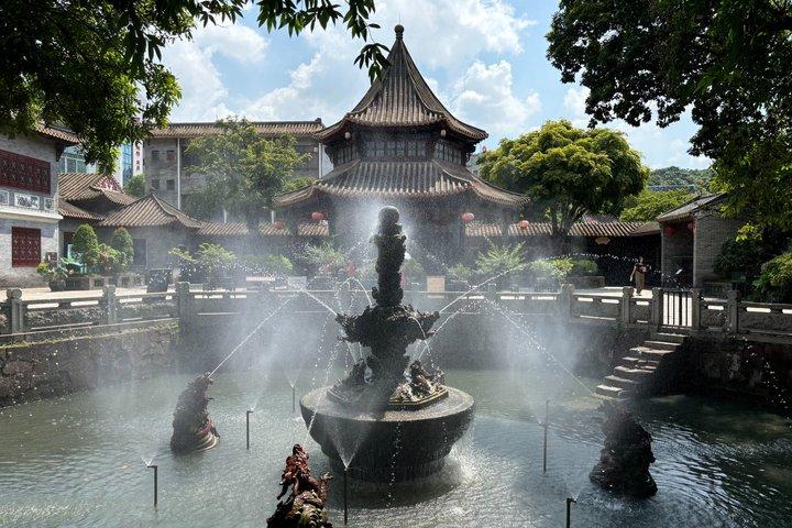 Private Day Tour to Shunde from Guangzhou: Qinghui Garden, Fengjian Water Town