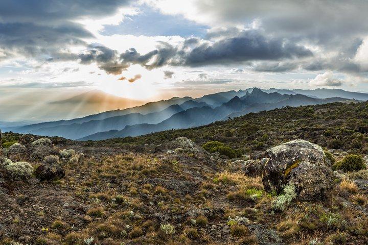 3 Days Mount Meru Guided Trekking Tour