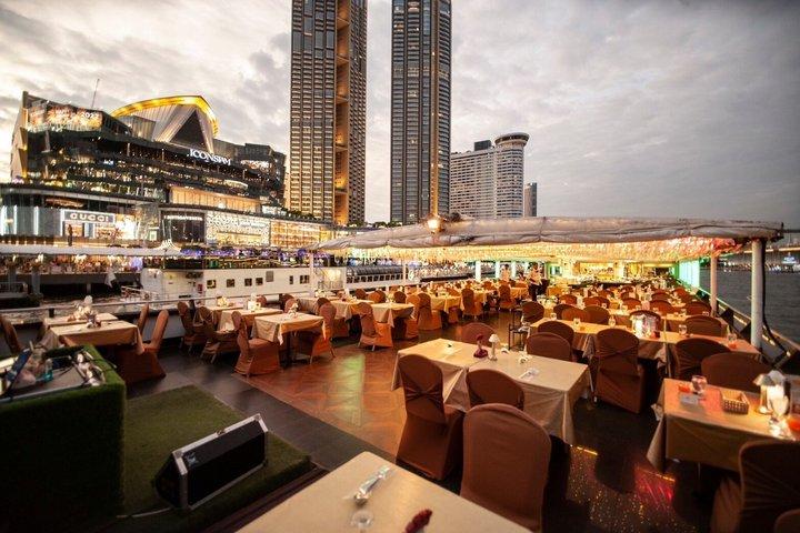 Chao Phraya Dinner Cruise: Buffet, Entertainment & Landmarks