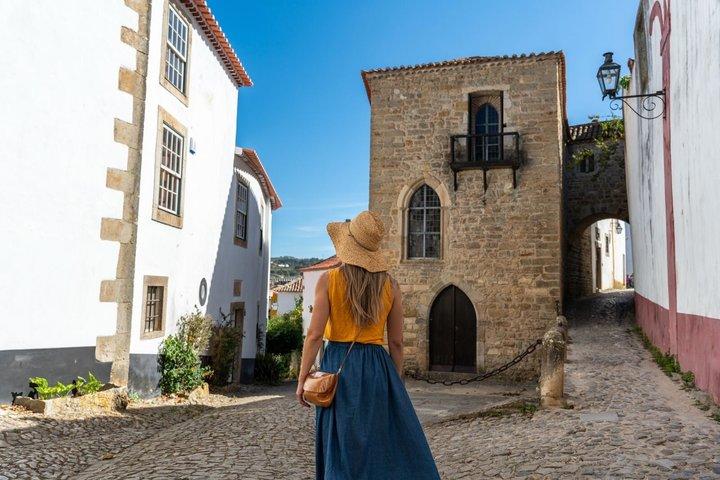 From Lisbon : Tour Óbidos & Nazaré - Medieval Villa and Giant Waves
