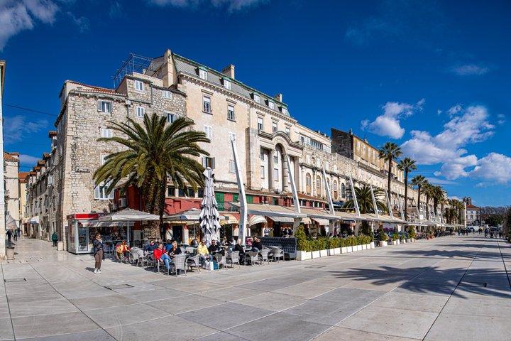 Split Small-Group Walking Tour with a Magister of History