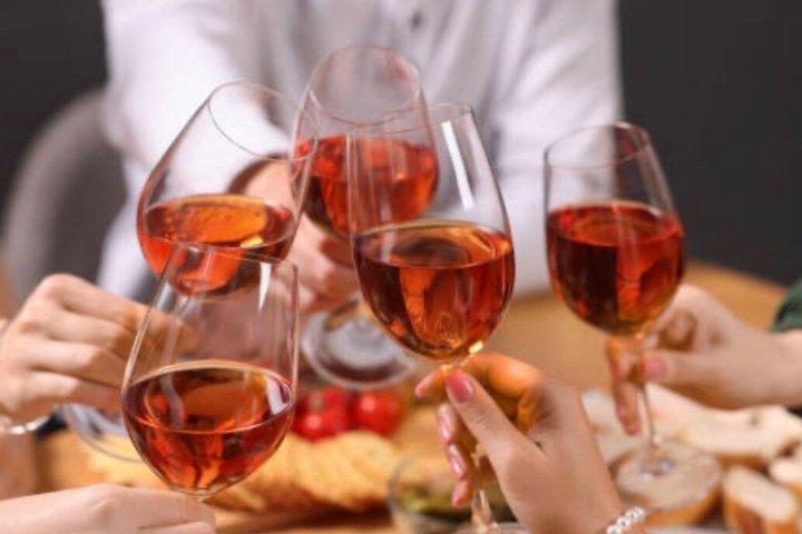 Curated Wine Tasting Tour with Mexican Food Experience