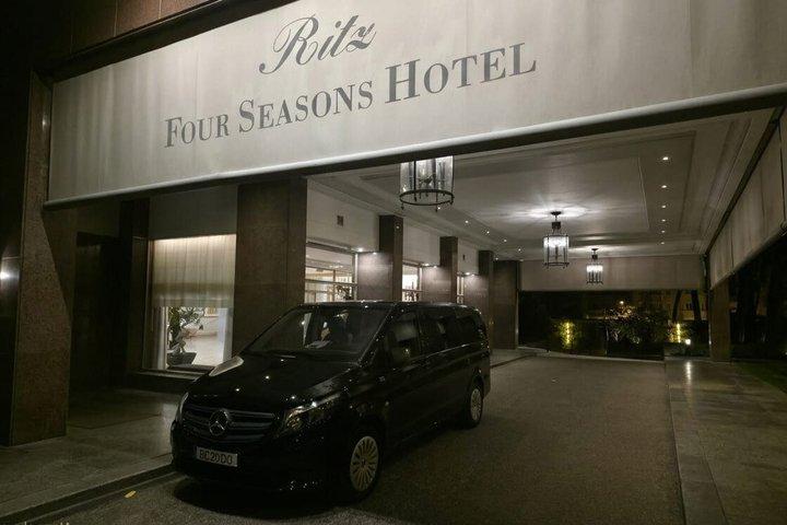 Lisbon Private transfer to Seville - 2h free time in Mérida Spain