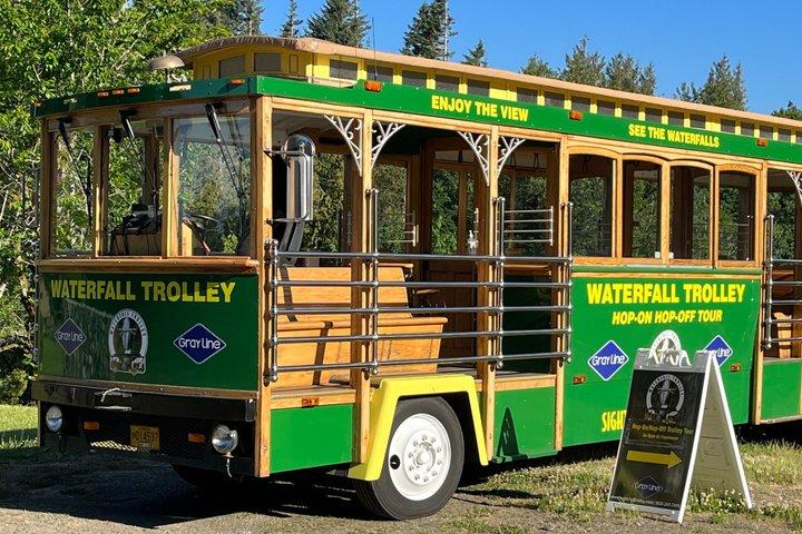 Waterfall Hop-On Hop-Off Trolley Tour Multnomah Falls Day Pass