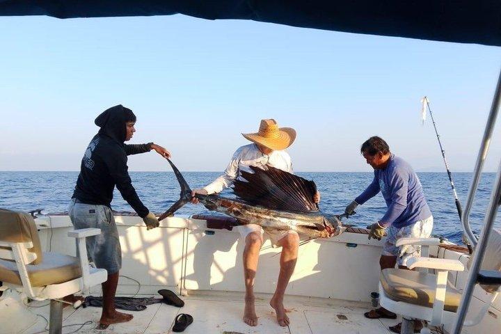 Zihuatanejo Private Fishing Tour Experience