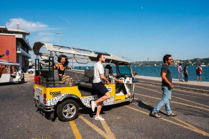 Explore Lisbon by Tuk Tuk: History and Viewpoints