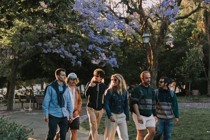 Lisbon Food Tour with 4 Stops and Fado Show Performance