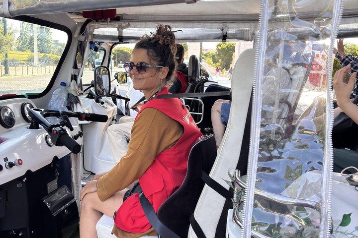 Lisbon Half Day Sightseeing Tour on a Private Eco Tuk Tuk