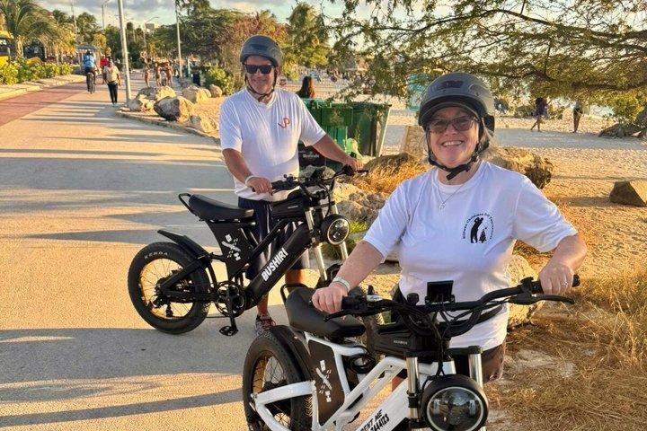 Oranjestad City Sunset Bike Tour