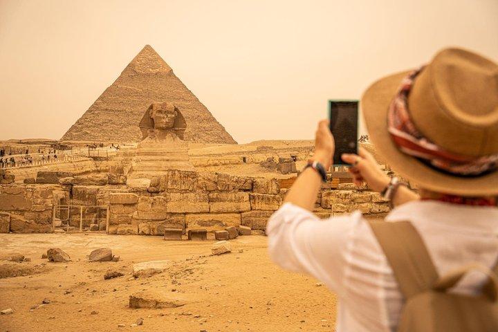 VIP Giza Pyramids & Great Sphinx Tour by Golf Cart