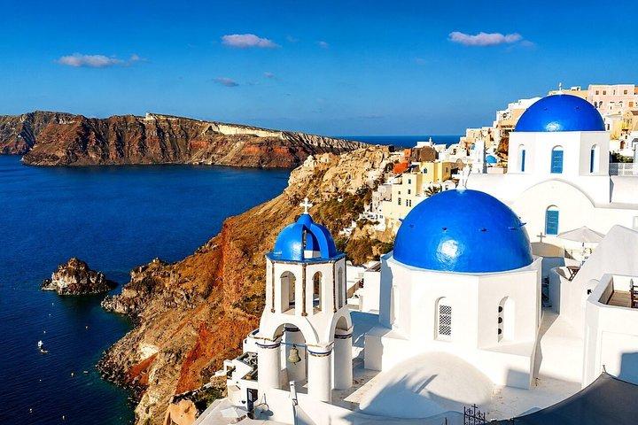 Beat The Crowds Oia Private Morning Tour
