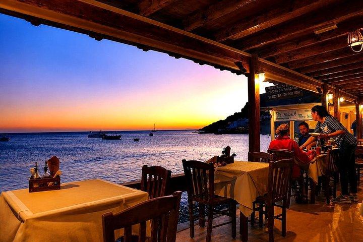 Santorini Vegan Food & Wine Private Tour
