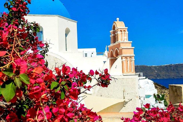 Santorini Private Romantic Tour with Wine Tasting & Dinner