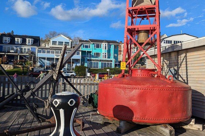 Peggy’s Cove, Lunenburg & 2 Hidden Gems – Full Day Tour